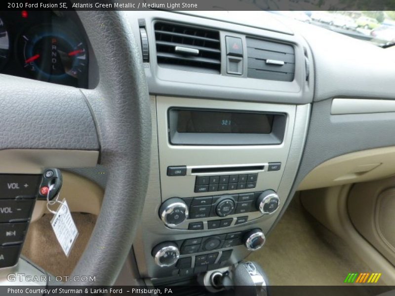 Atlantis Green Metallic / Medium Light Stone 2010 Ford Fusion SE