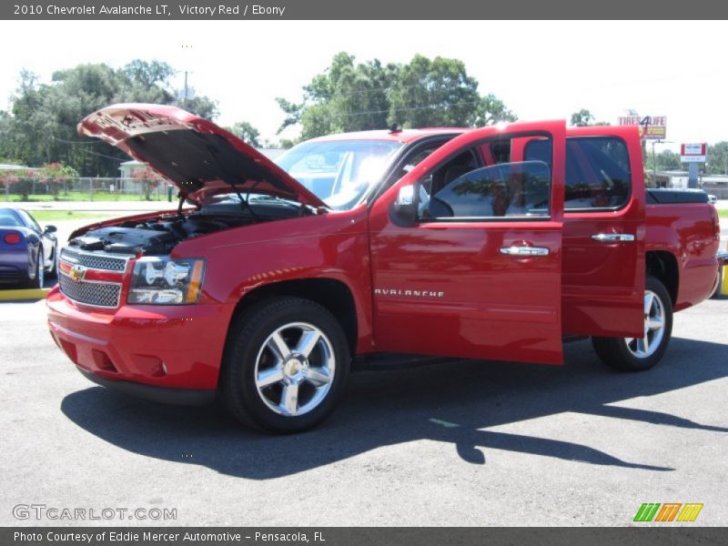 Victory Red / Ebony 2010 Chevrolet Avalanche LT