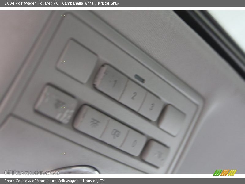 Campanella White / Kristal Gray 2004 Volkswagen Touareg V6