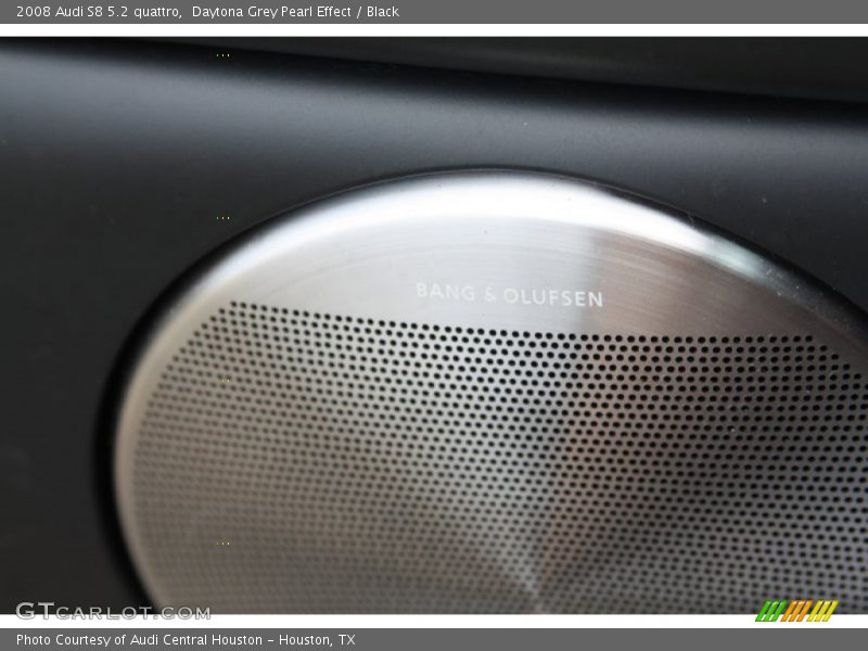 Daytona Grey Pearl Effect / Black 2008 Audi S8 5.2 quattro