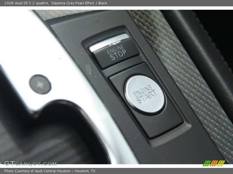 Controls of 2008 S8 5.2 quattro
