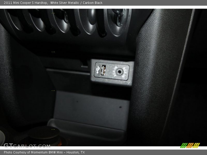 White Silver Metallic / Carbon Black 2011 Mini Cooper S Hardtop