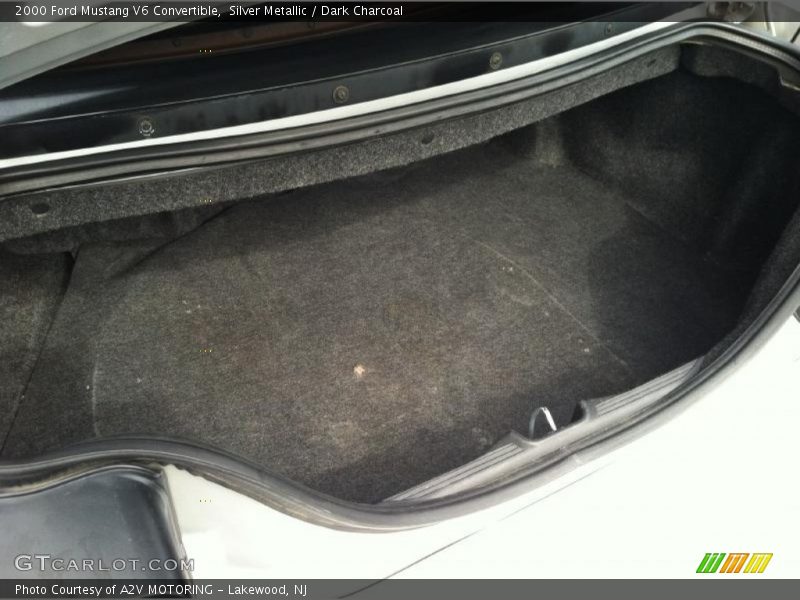 Silver Metallic / Dark Charcoal 2000 Ford Mustang V6 Convertible