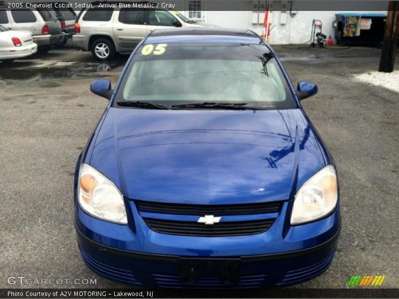 Arrival Blue Metallic / Gray 2005 Chevrolet Cobalt Sedan