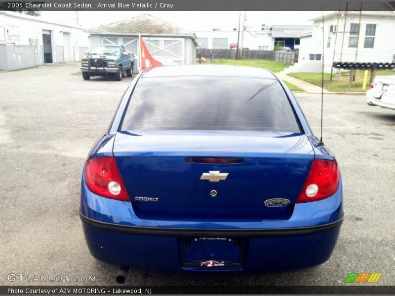 Arrival Blue Metallic / Gray 2005 Chevrolet Cobalt Sedan