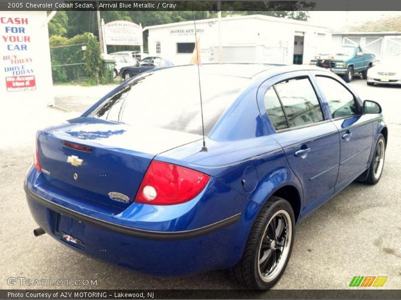 Arrival Blue Metallic / Gray 2005 Chevrolet Cobalt Sedan