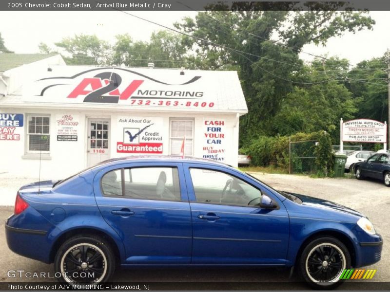 Arrival Blue Metallic / Gray 2005 Chevrolet Cobalt Sedan