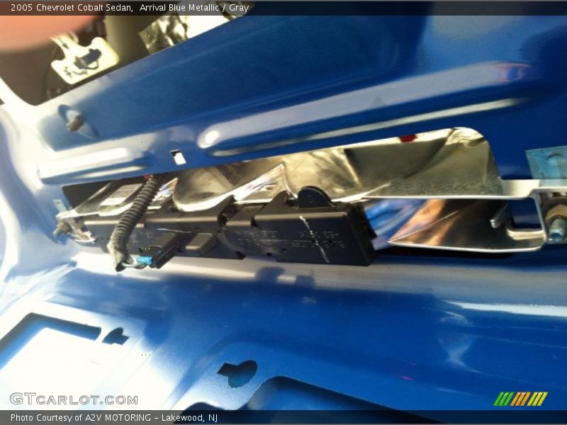 Arrival Blue Metallic / Gray 2005 Chevrolet Cobalt Sedan