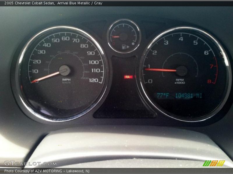 Arrival Blue Metallic / Gray 2005 Chevrolet Cobalt Sedan