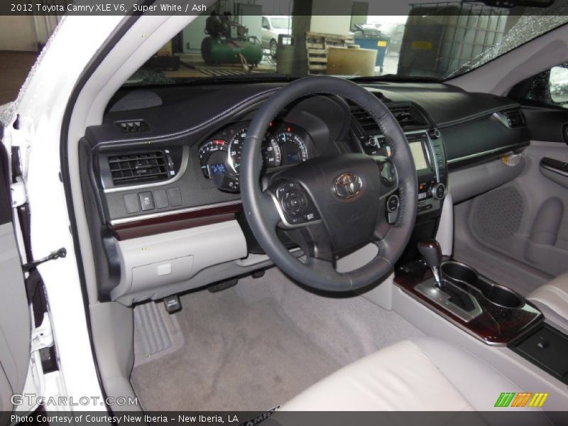 Super White / Ash 2012 Toyota Camry XLE V6