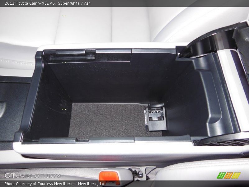 Super White / Ash 2012 Toyota Camry XLE V6