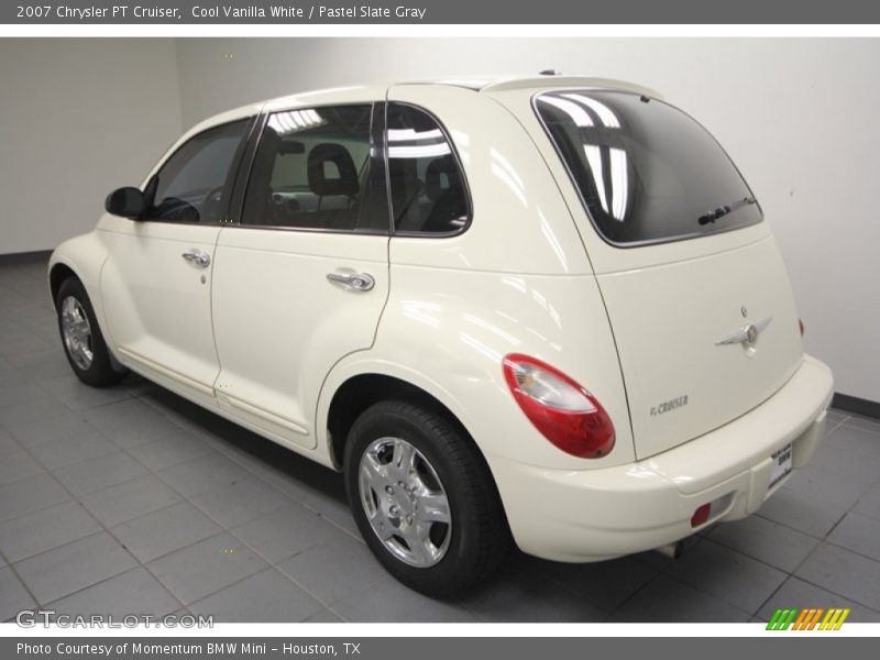 Cool Vanilla White / Pastel Slate Gray 2007 Chrysler PT Cruiser