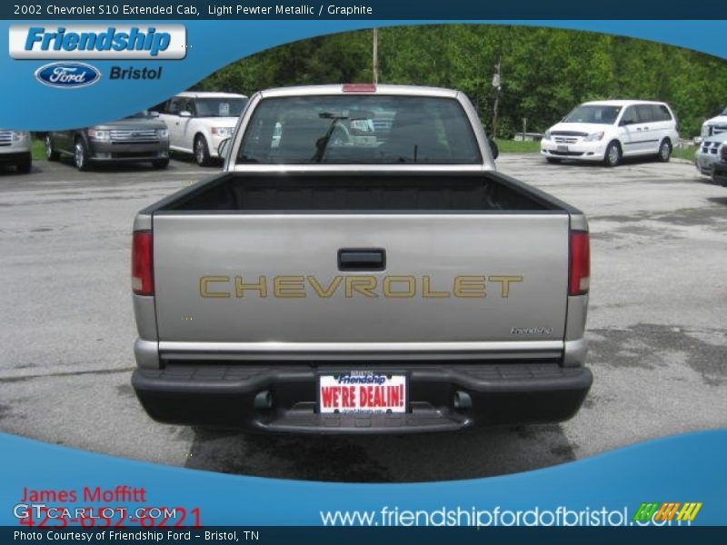 Light Pewter Metallic / Graphite 2002 Chevrolet S10 Extended Cab