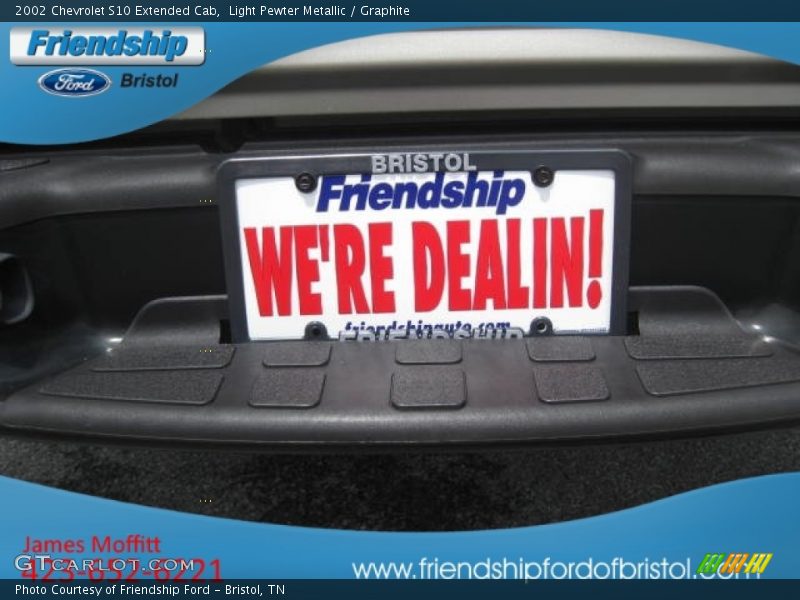 Light Pewter Metallic / Graphite 2002 Chevrolet S10 Extended Cab