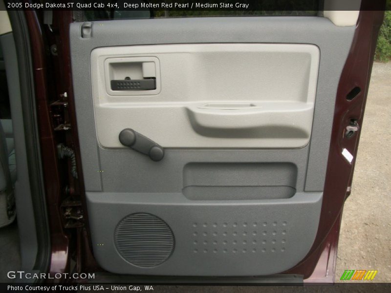 Deep Molten Red Pearl / Medium Slate Gray 2005 Dodge Dakota ST Quad Cab 4x4