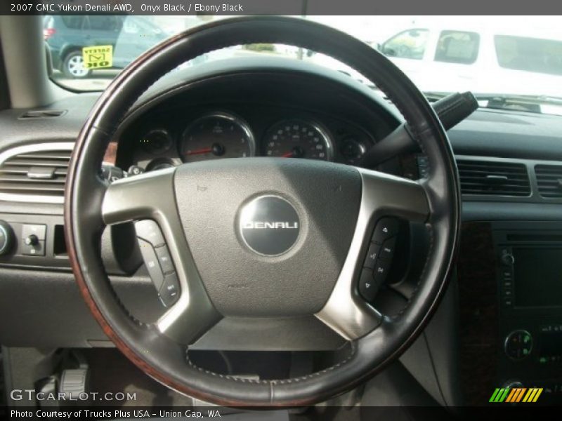 Onyx Black / Ebony Black 2007 GMC Yukon Denali AWD
