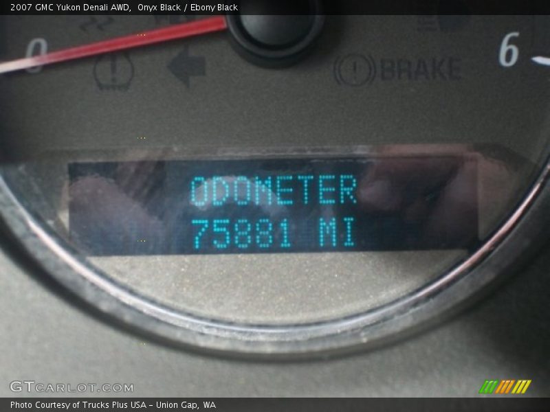 Onyx Black / Ebony Black 2007 GMC Yukon Denali AWD