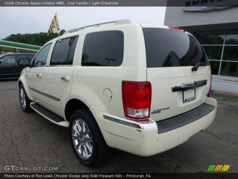 Cool Vanilla / Light Graystone 2008 Chrysler Aspen Limited 4WD