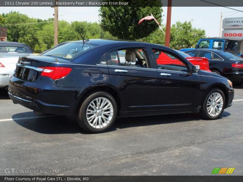 Blackberry Pearl / Black/Light Frost Beige 2011 Chrysler 200 Limited