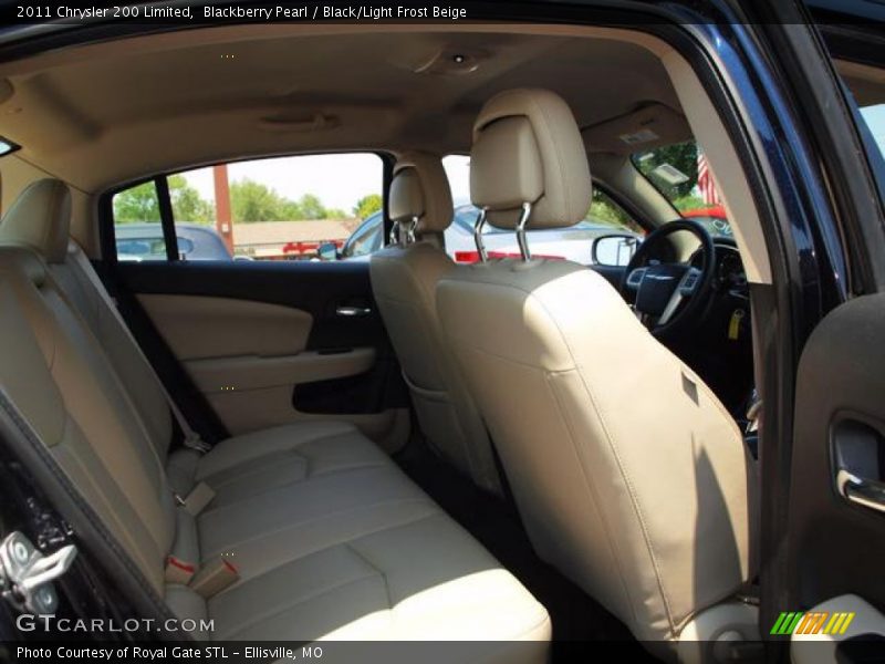Blackberry Pearl / Black/Light Frost Beige 2011 Chrysler 200 Limited