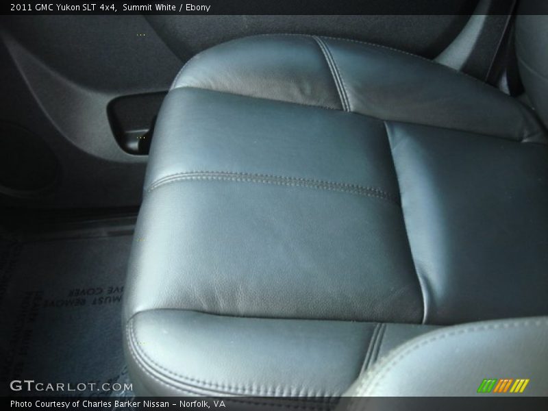 Summit White / Ebony 2011 GMC Yukon SLT 4x4