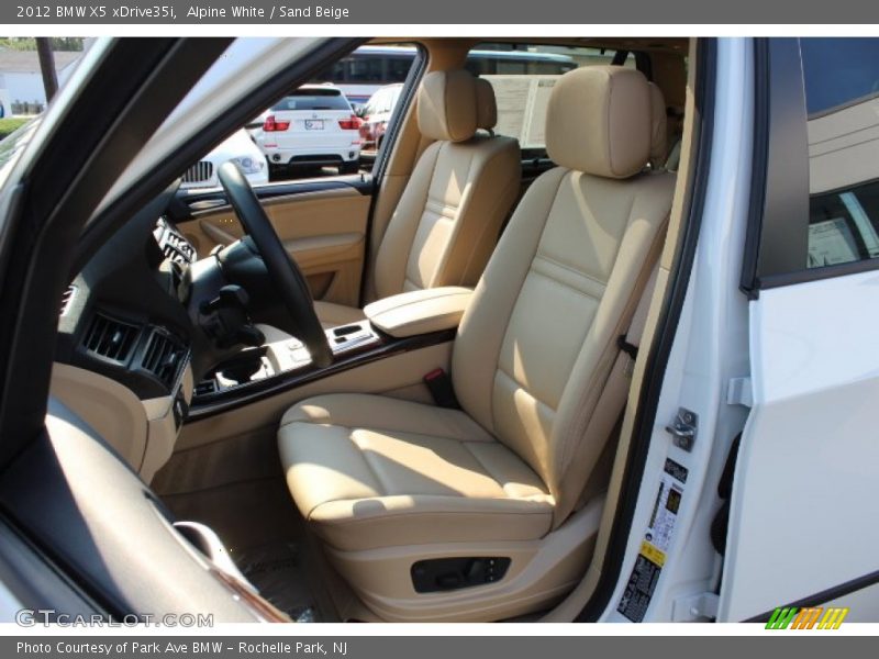 Alpine White / Sand Beige 2012 BMW X5 xDrive35i