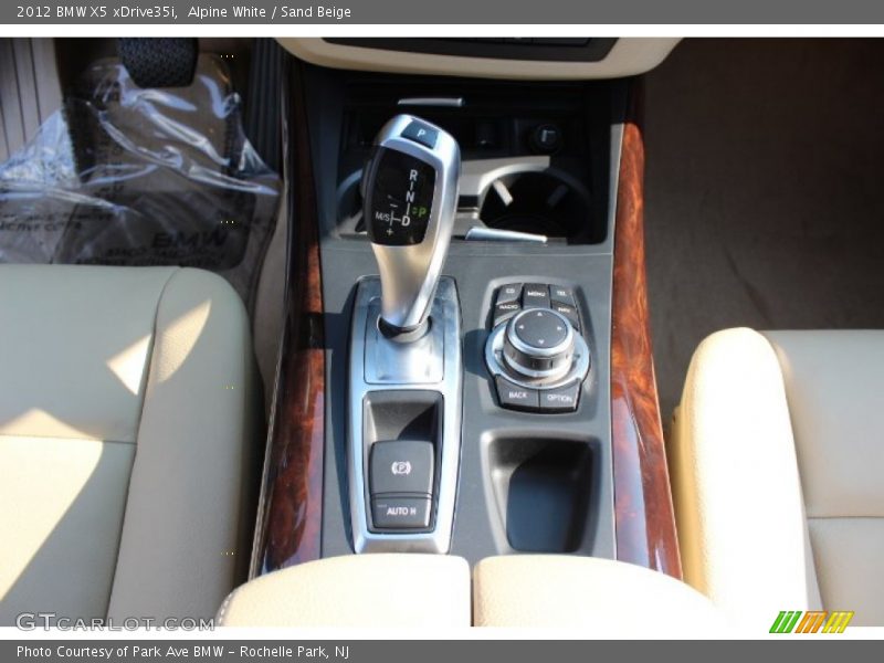 Alpine White / Sand Beige 2012 BMW X5 xDrive35i