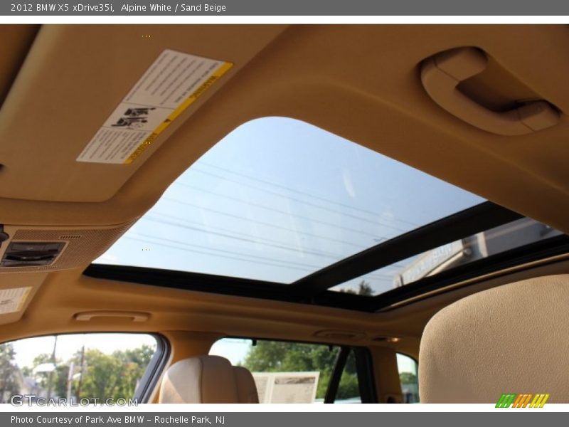 Alpine White / Sand Beige 2012 BMW X5 xDrive35i