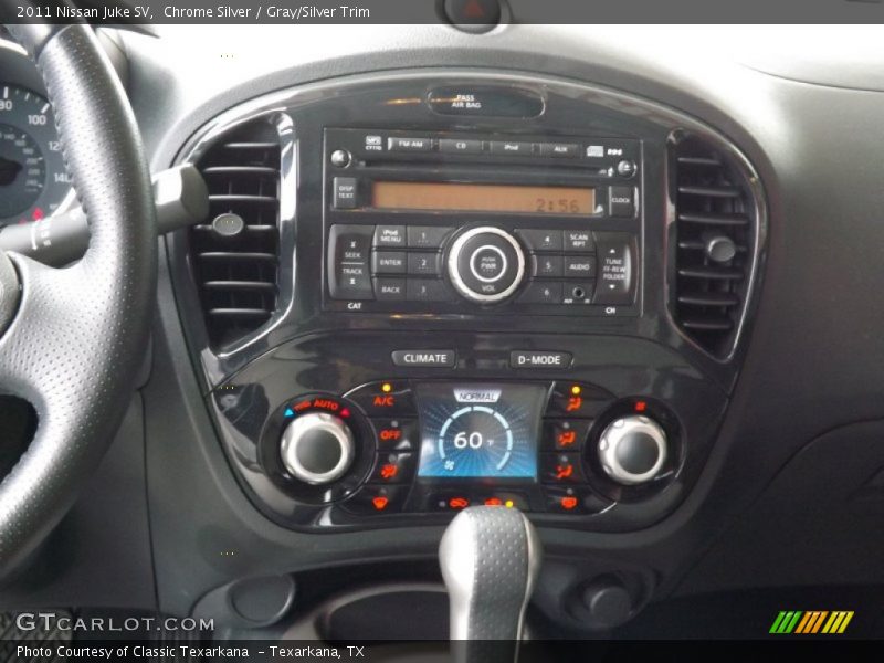 Chrome Silver / Gray/Silver Trim 2011 Nissan Juke SV