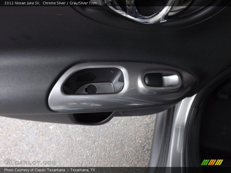 Chrome Silver / Gray/Silver Trim 2011 Nissan Juke SV