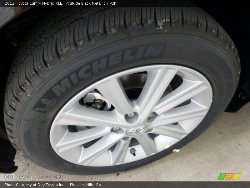 Attitude Black Metallic / Ash 2012 Toyota Camry Hybrid XLE