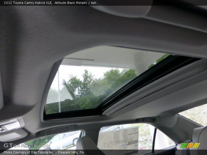 Attitude Black Metallic / Ash 2012 Toyota Camry Hybrid XLE