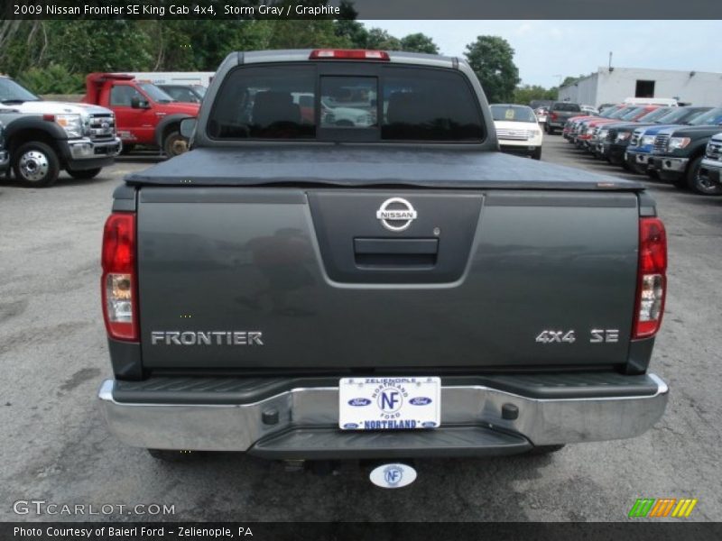 Storm Gray / Graphite 2009 Nissan Frontier SE King Cab 4x4