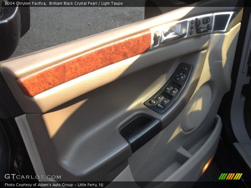 Brilliant Black Crystal Pearl / Light Taupe 2004 Chrysler Pacifica