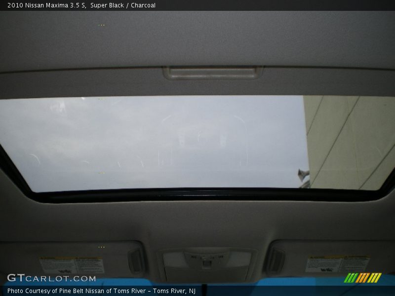 Super Black / Charcoal 2010 Nissan Maxima 3.5 S