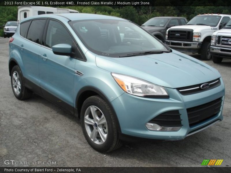 Front 3/4 View of 2013 Escape SE 1.6L EcoBoost 4WD
