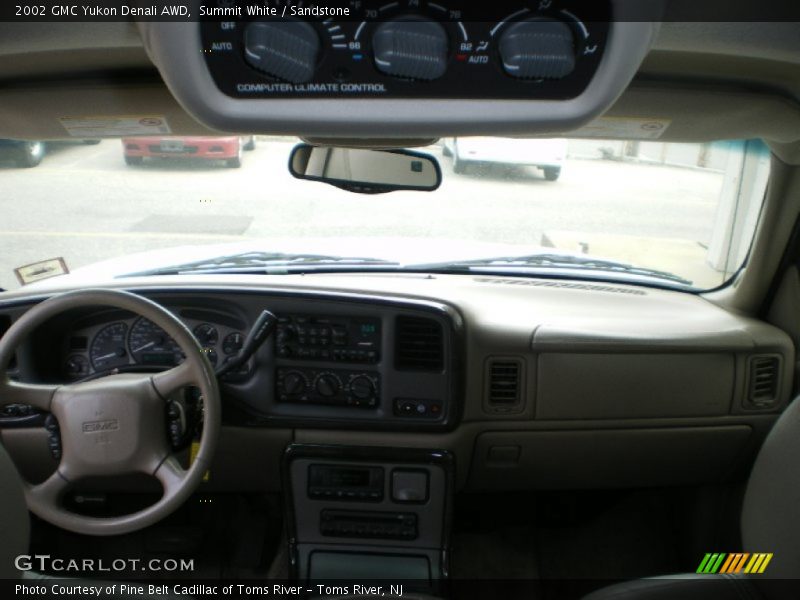 Summit White / Sandstone 2002 GMC Yukon Denali AWD