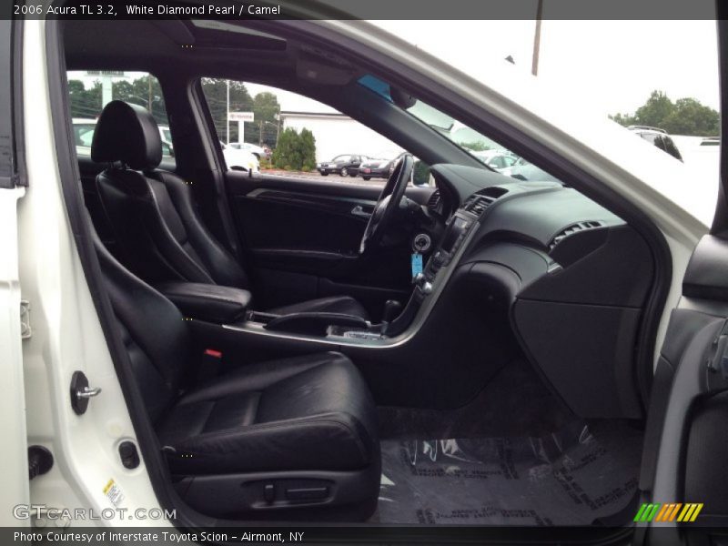 White Diamond Pearl / Camel 2006 Acura TL 3.2