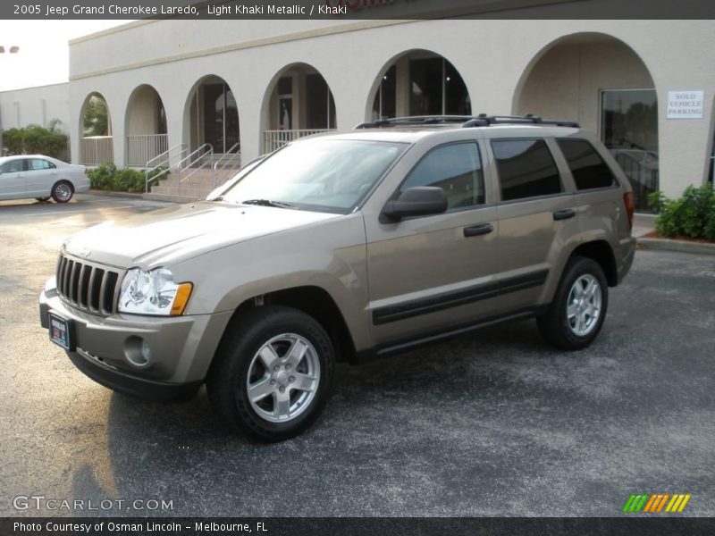 Light Khaki Metallic / Khaki 2005 Jeep Grand Cherokee Laredo