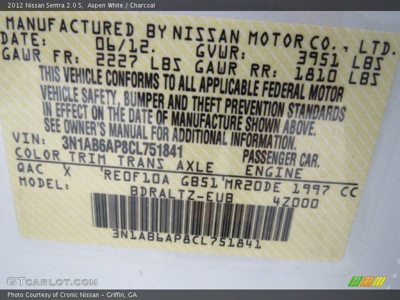 Aspen White / Charcoal 2012 Nissan Sentra 2.0 S