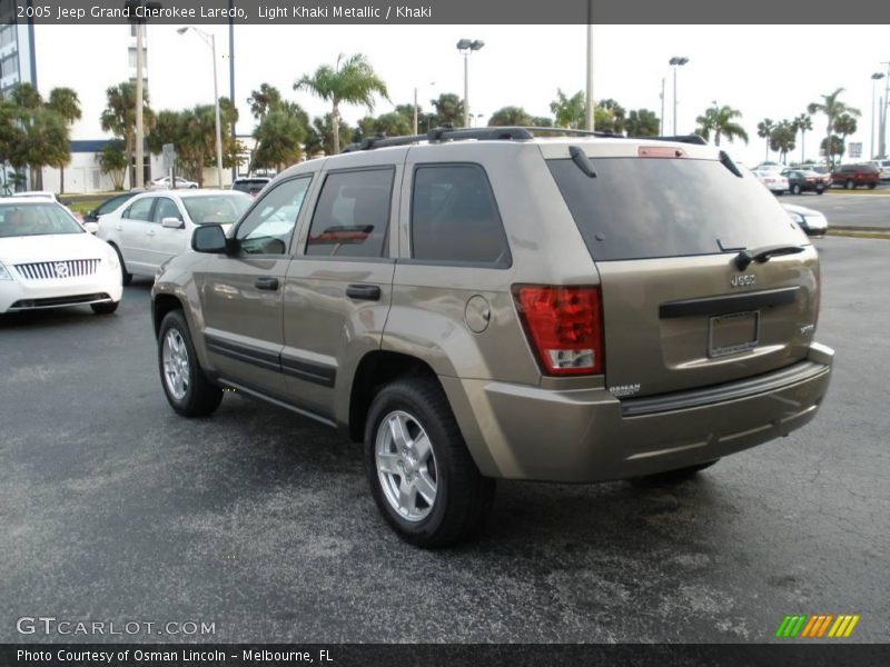 Light Khaki Metallic / Khaki 2005 Jeep Grand Cherokee Laredo
