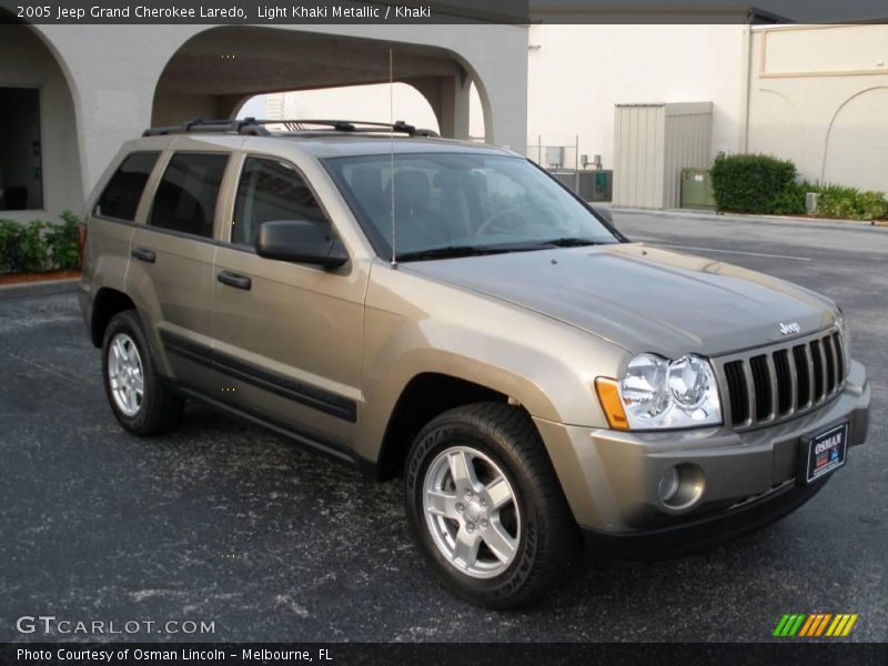 Light Khaki Metallic / Khaki 2005 Jeep Grand Cherokee Laredo