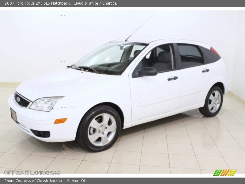 Cloud 9 White / Charcoal 2007 Ford Focus ZX5 SES Hatchback