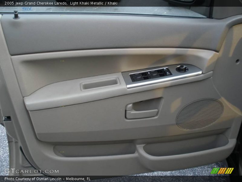 Light Khaki Metallic / Khaki 2005 Jeep Grand Cherokee Laredo