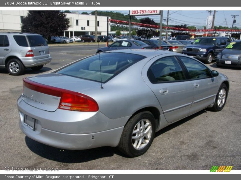 Bright Silver Metallic / Taupe 2004 Dodge Intrepid SE