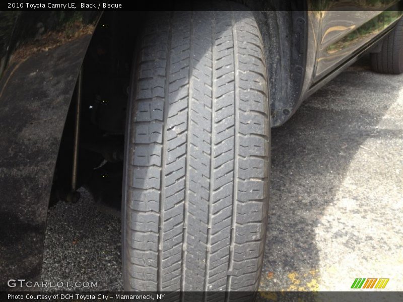 Black / Bisque 2010 Toyota Camry LE