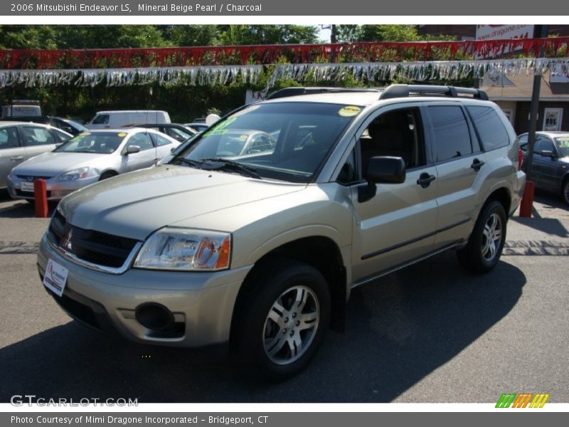 Mineral Beige Pearl / Charcoal 2006 Mitsubishi Endeavor LS
