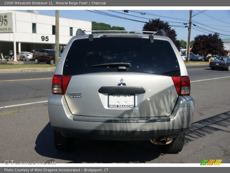Mineral Beige Pearl / Charcoal 2006 Mitsubishi Endeavor LS