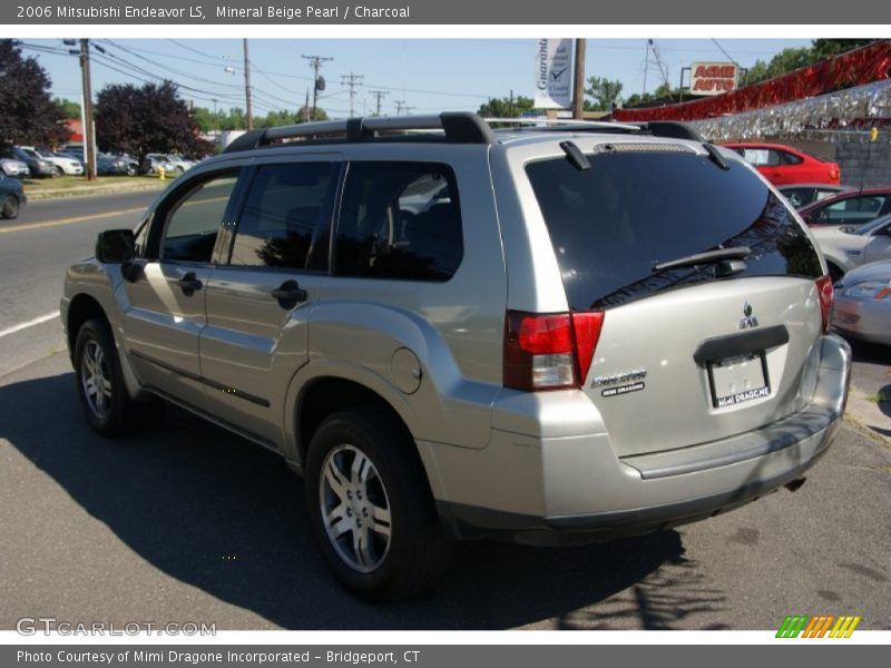Mineral Beige Pearl / Charcoal 2006 Mitsubishi Endeavor LS