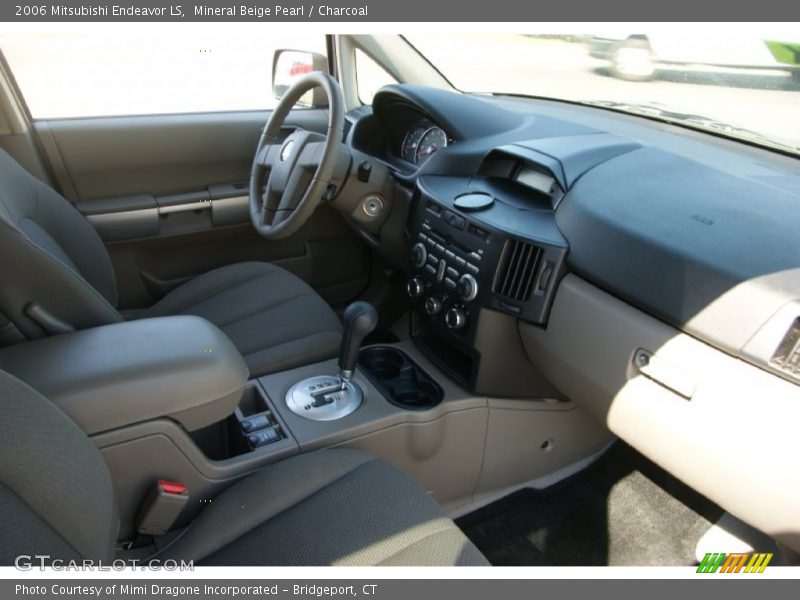 Mineral Beige Pearl / Charcoal 2006 Mitsubishi Endeavor LS